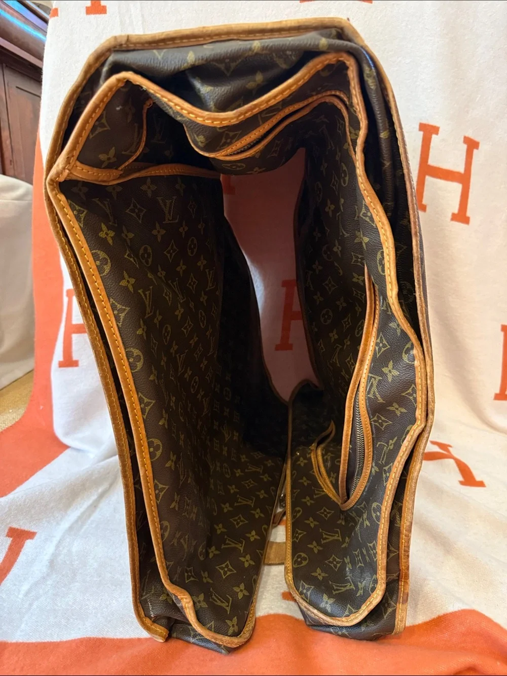 Vintage Louis Vuitton Monogram Garment Bag Tan Leather Trim, Look at Photos
